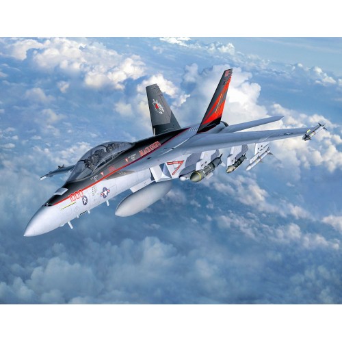 McDONNELL DOUGLAS F/A-18 F SUPER HORNET -Escala 1/32- Revell 03847