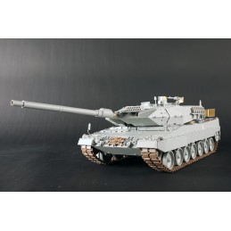 CARRO DE COMBATE Leopard 2A6 -Escala 1/16- Trumpeter 00966 CARRO DE COMBATE Leopard 2A6 -Escala 1/16- Trumpeter 00966