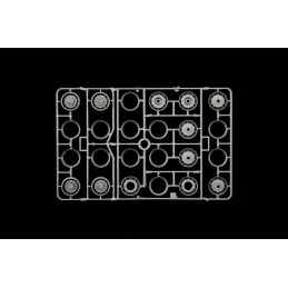 CAMION MERCEDES-BENZ 1850 SK EUROCAB 6 X 4 -Escala 1/24- Italeri 3924