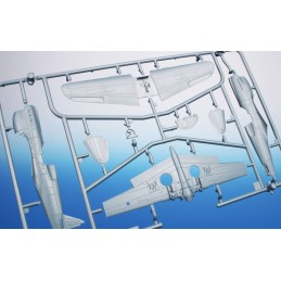 CURTISS P-40E Warhawk "Tigers and Sharks" -Escala 1/72- Special Hobby SH72529