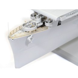 PORTAAVIONES U.S.S. Independence CVL-22 -Escala 1/350- Dragon Models 1024