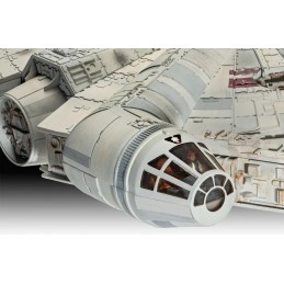 STAR WARS: MILLENNIUM FALCON -Escala 1/72- Revell 06718