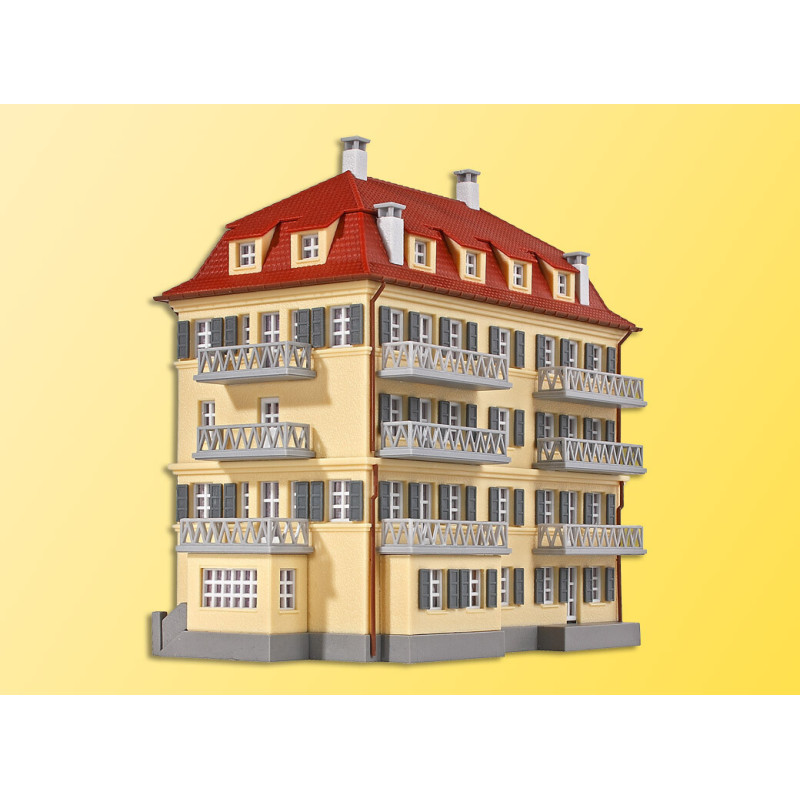 EDIFICIO CON BALCONES ESCALA N (12,5 x 8,5 x 11,5 cm) KIBRI 37165 EDIFICIO CON BALCONES ESCALA N (12,5 x 8,5 x 11,5 cm) KIBRI 37165